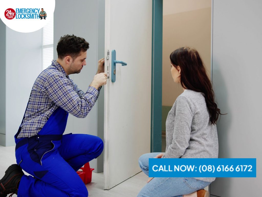 Locksmith Professional from Emergency Locksmith Adelaide fixing door lock.